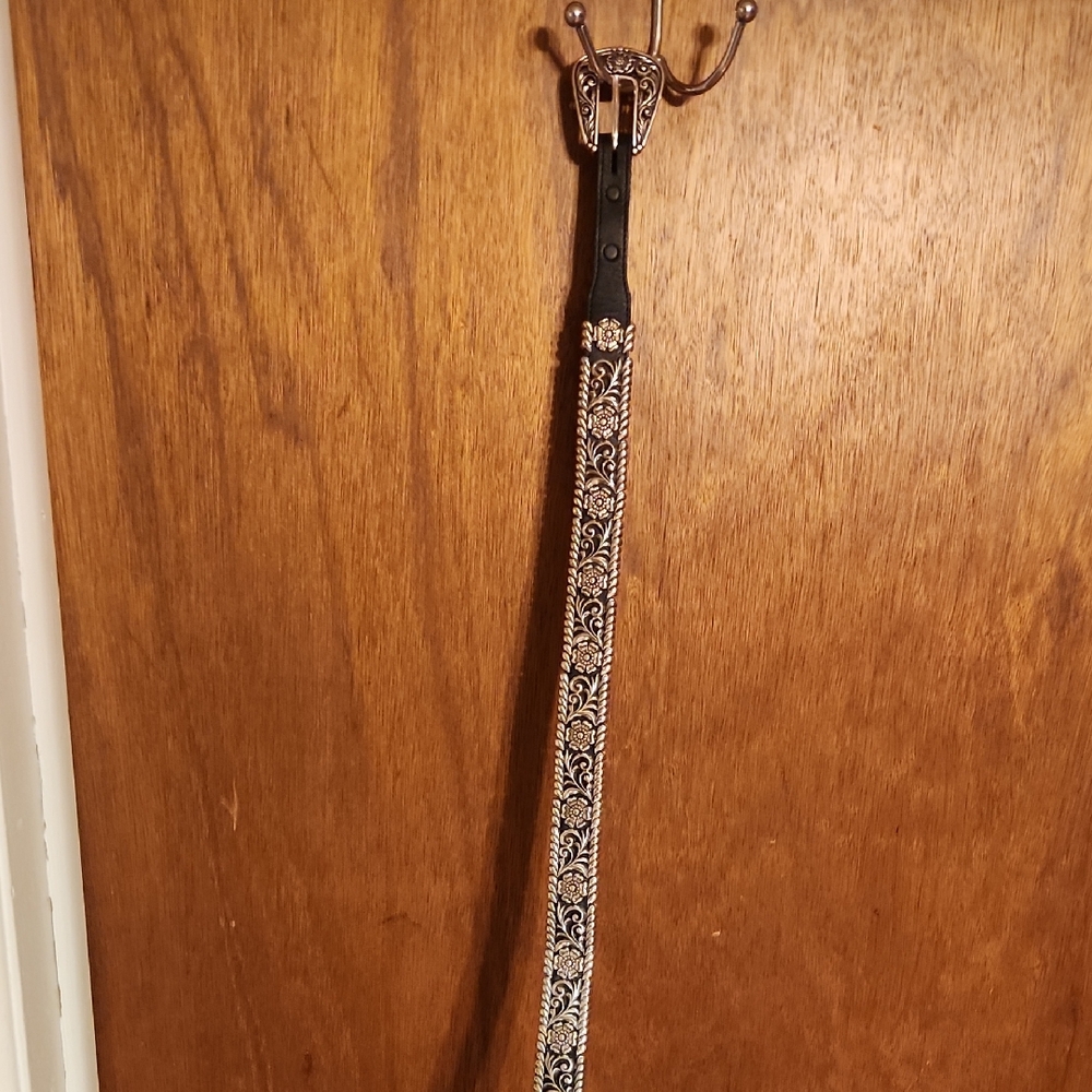 Vintage Silver Patterned Belt